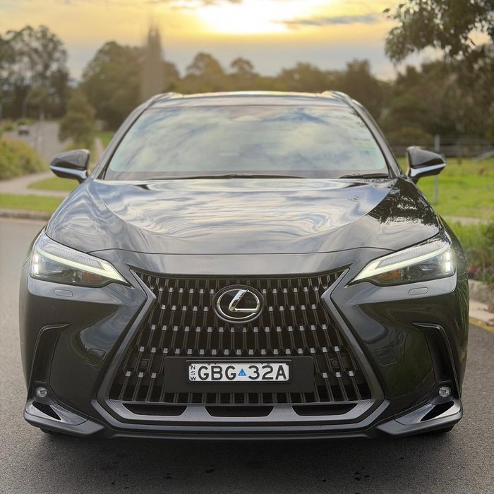 2026 Lexus NX 450h+ Luxury
