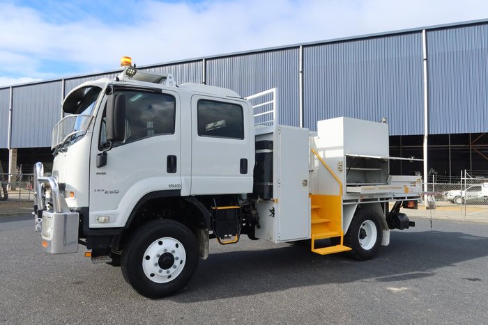 2016 Isuzu F Series