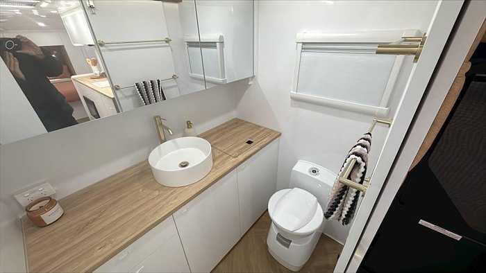 2026 Lotus Caravans Offgrid 20'6Kd