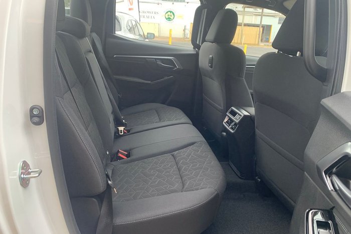 2025 Isuzu D-MAX LS-U