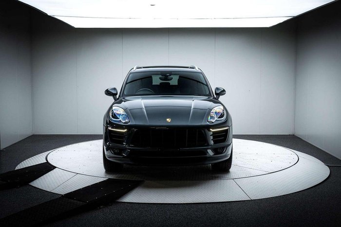 2017 Porsche Macan