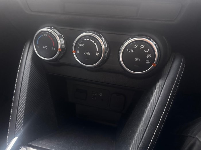 2021 Mazda 2 G15 Evolve
