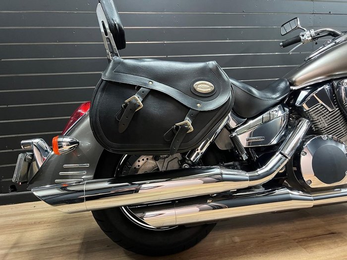 2007 Honda VTX1300 (VTX1300S) Silver