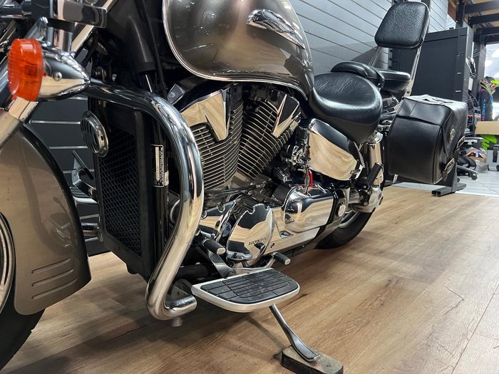 2007 Honda VTX1300 (VTX1300S) Silver
