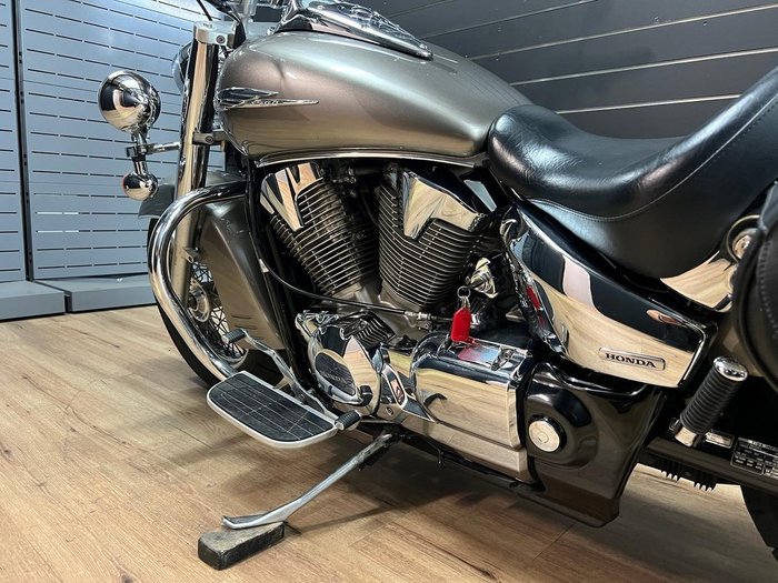 2007 Honda VTX1300 (VTX1300S) Silver