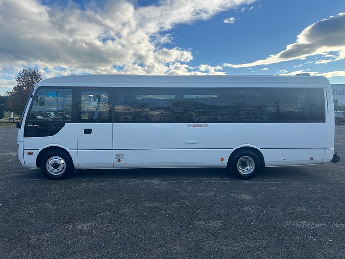 2021 Fuso Rosa 25 Seat
