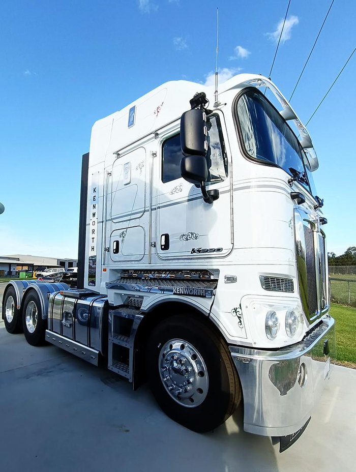 2025 Kenworth K220