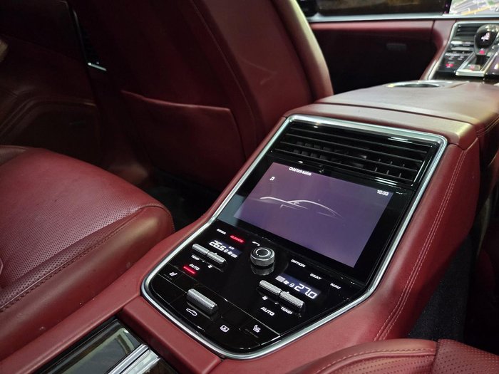 2017 Porsche Panamera Turbo