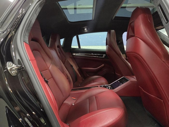 2017 Porsche Panamera Turbo