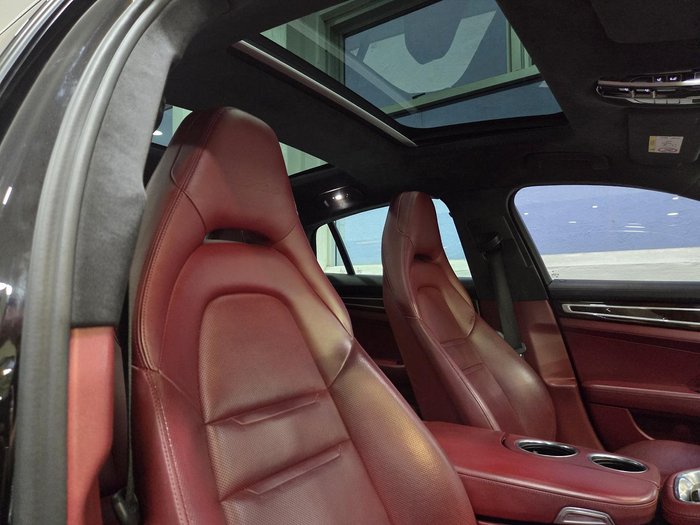 2017 Porsche Panamera Turbo