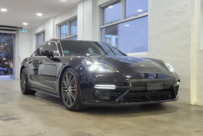 2017 Porsche Panamera