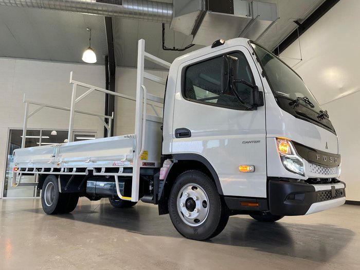 2025 Fuso Canter