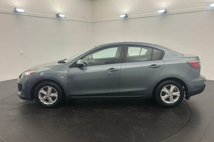 2011 Mazda 3 Neo