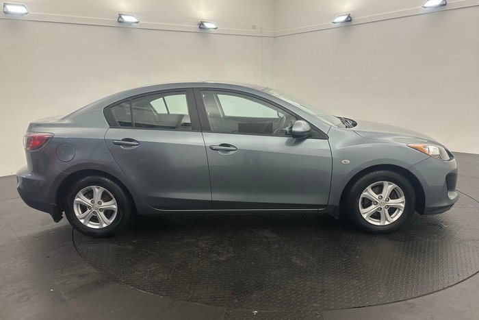 2011 Mazda 3 Neo