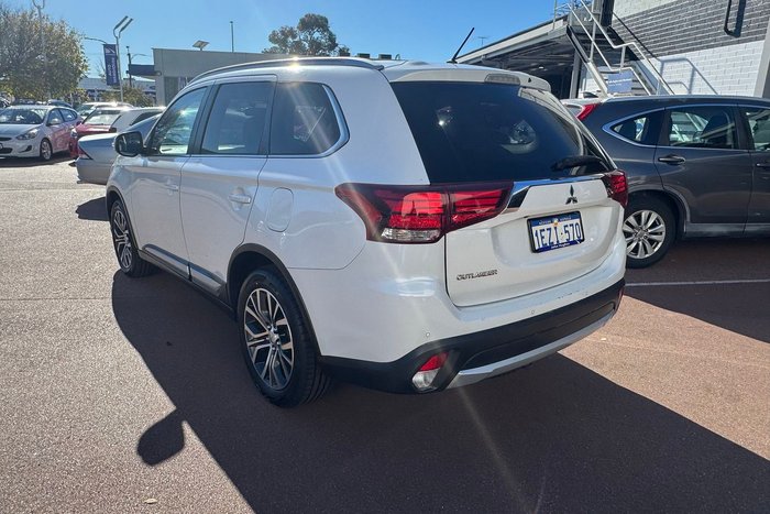 2015 Mitsubishi Outlander LS