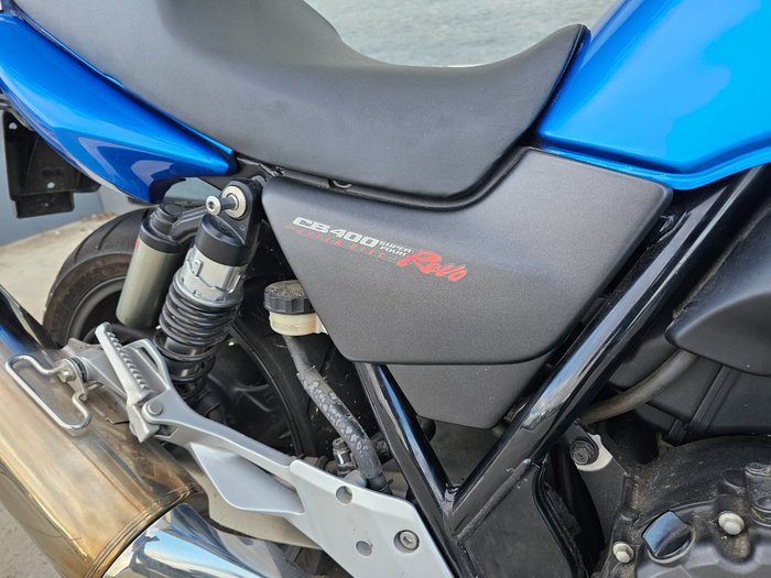 2010 Honda CB400 Blue