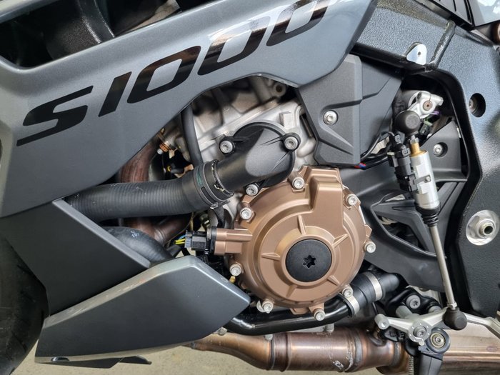 2024 BMW Motorrad S 1000 R SPORT