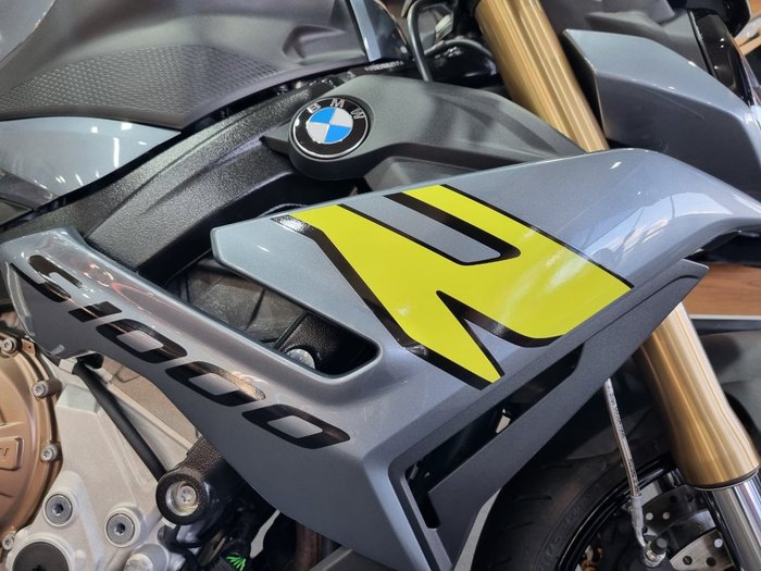 2024 BMW Motorrad S 1000 R SPORT