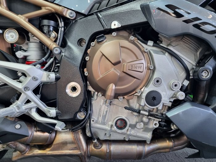 2024 BMW Motorrad S 1000 R SPORT