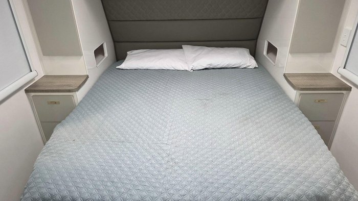 2026 Essential Caravans Ranger 196R 19'6
