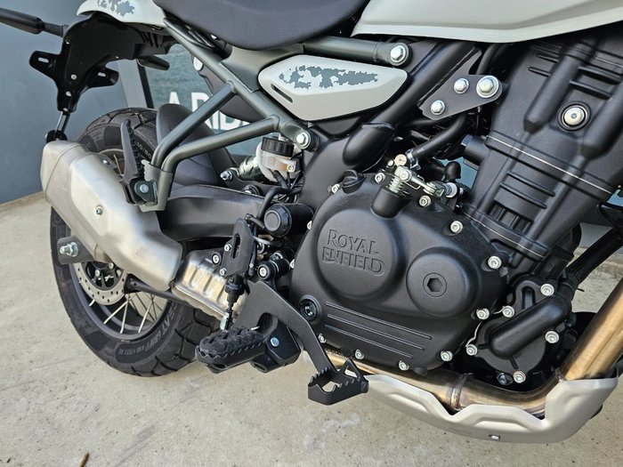 2024 ROYAL ENFIELD (SEE ALSO ENFIEL HIMALAYAN 450 White
