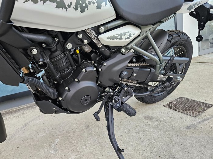 2024 ROYAL ENFIELD (SEE ALSO ENFIEL HIMALAYAN 450 White