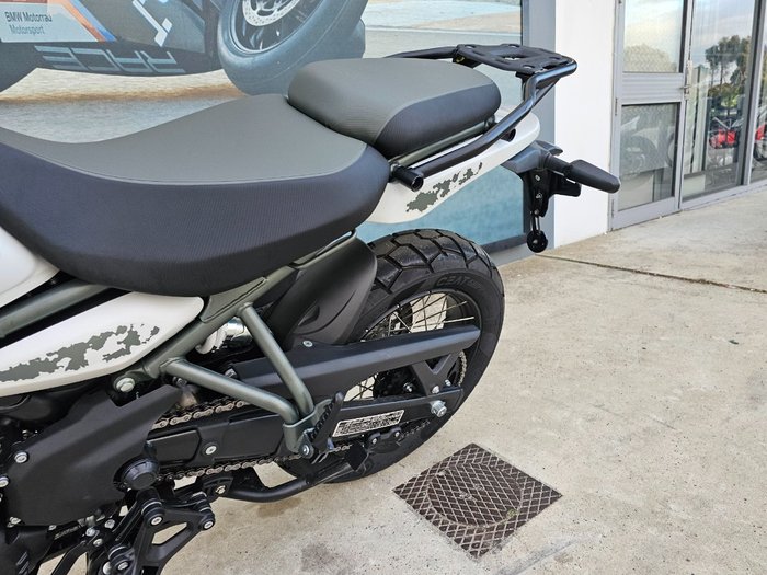 2024 ROYAL ENFIELD (SEE ALSO ENFIEL HIMALAYAN 450 White