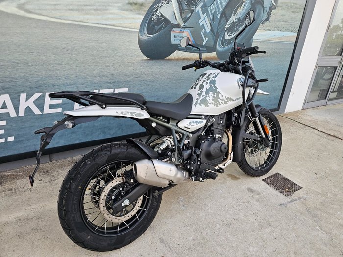 2024 ROYAL ENFIELD (SEE ALSO ENFIEL HIMALAYAN 450 White
