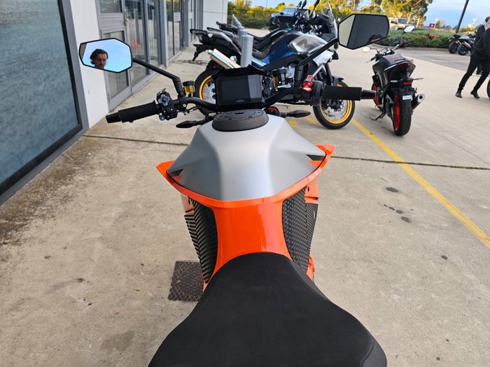2023 Ktm 1290 SUPER DUKE R Orange
