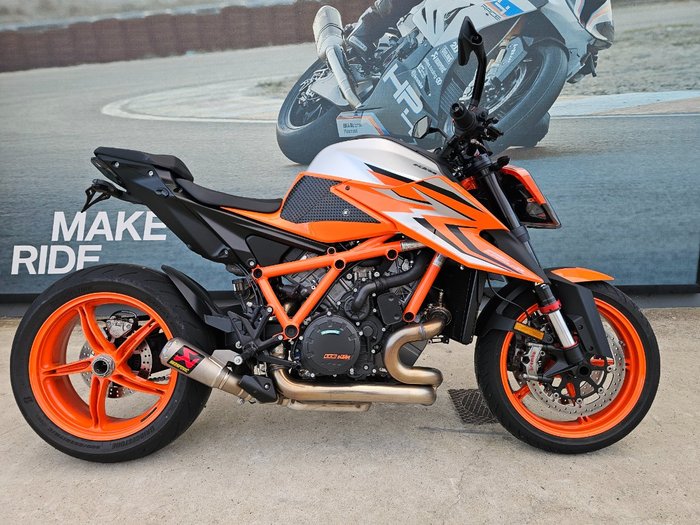 2023 Ktm 1290 SUPER DUKE R Orange