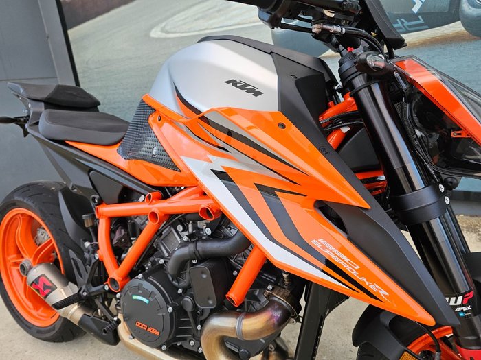 2023 Ktm 1290 SUPER DUKE R Orange