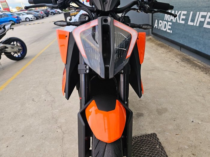 2023 Ktm 1290 SUPER DUKE R Orange
