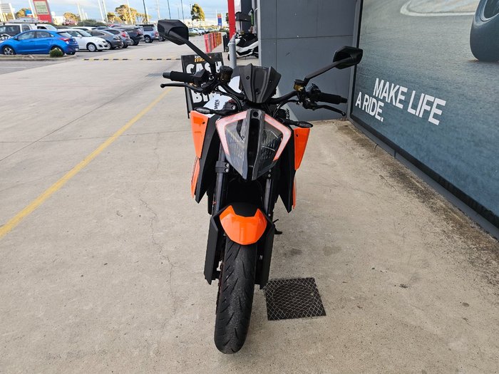 2023 Ktm 1290 SUPER DUKE R Orange