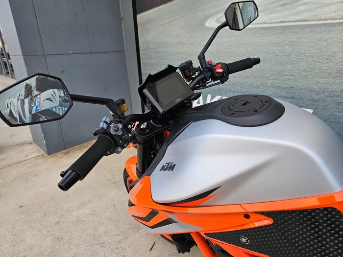 2023 Ktm 1290 SUPER DUKE R Orange