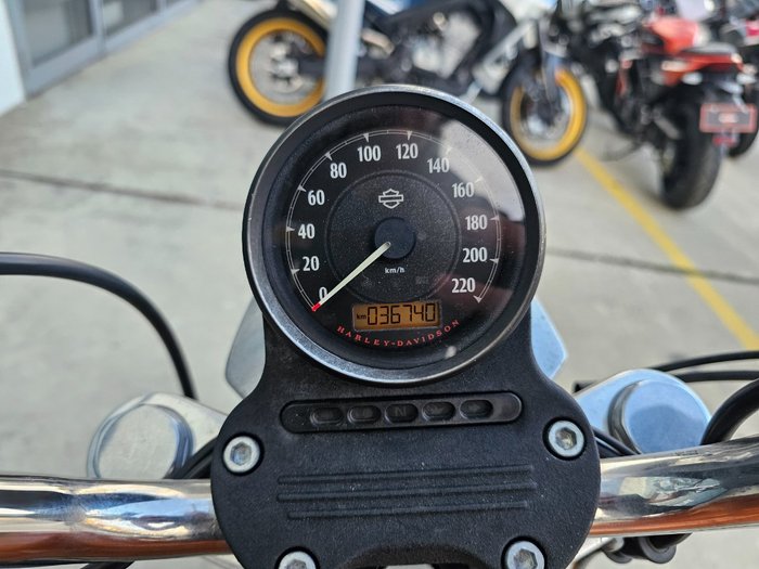 2013 HARLEY-DAVIDSON XL883L SUPER LOW Orange