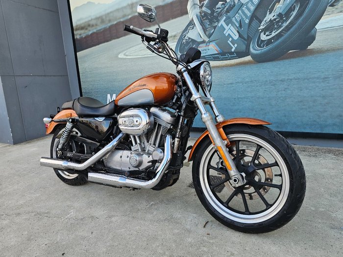 2013 HARLEY-DAVIDSON XL883L SUPER LOW Orange