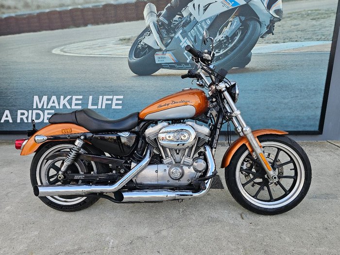 2013 HARLEY-DAVIDSON XL883L SUPER LOW Orange
