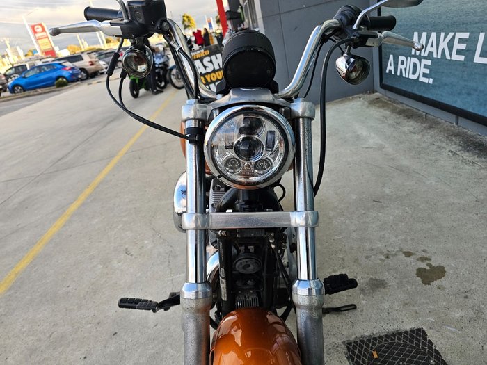2013 HARLEY-DAVIDSON XL883L SUPER LOW Orange