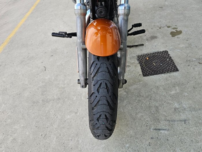 2013 HARLEY-DAVIDSON XL883L SUPER LOW Orange