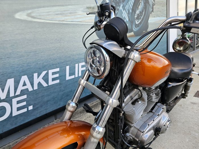 2013 HARLEY-DAVIDSON XL883L SUPER LOW Orange