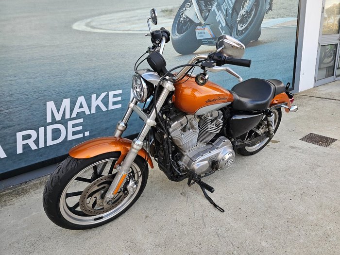 2013 HARLEY-DAVIDSON XL883L SUPER LOW Orange