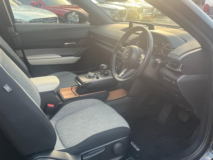 2022 Mazda MX-30 G20e Evolve