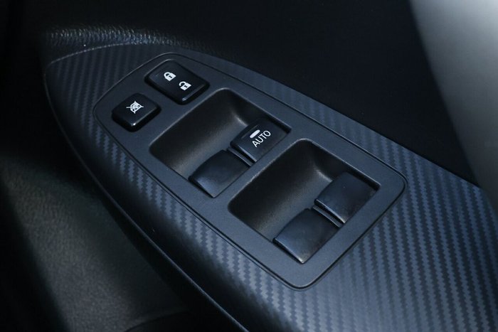 2023 Mitsubishi Eclipse Cross PHEV ES