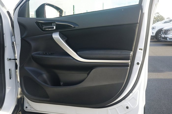 2023 Mitsubishi Eclipse Cross PHEV ES