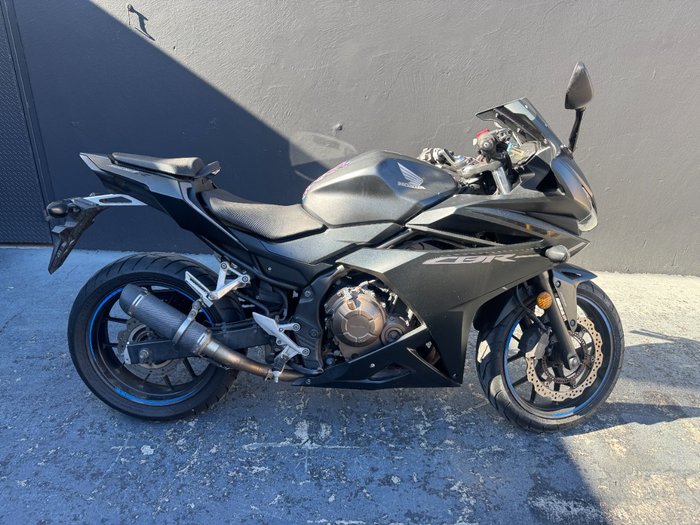 2016 Honda CBR500R BLACK