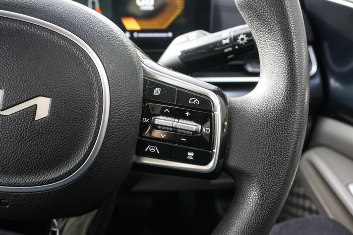 2024 Kia Carnival S