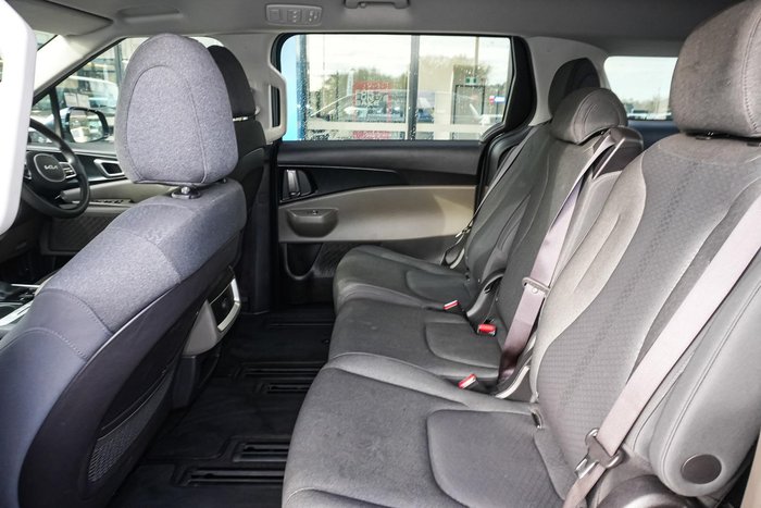 2024 Kia Carnival S