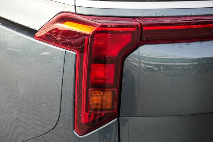 2024 Kia Carnival S