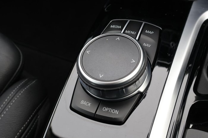2021 BMW X3 sDrive20i