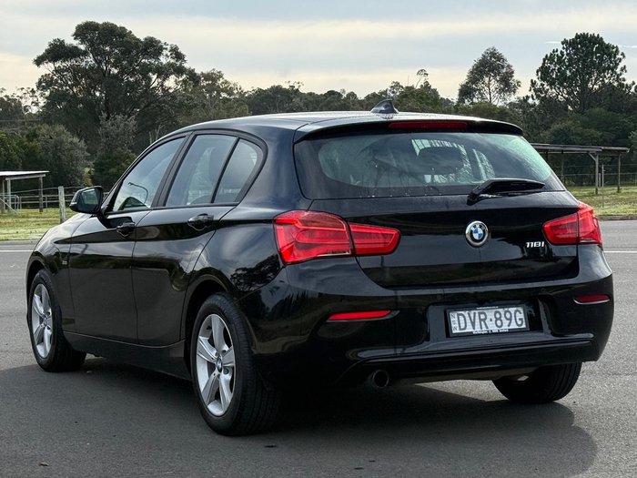 2018 BMW 1 Series 118i Sport Line